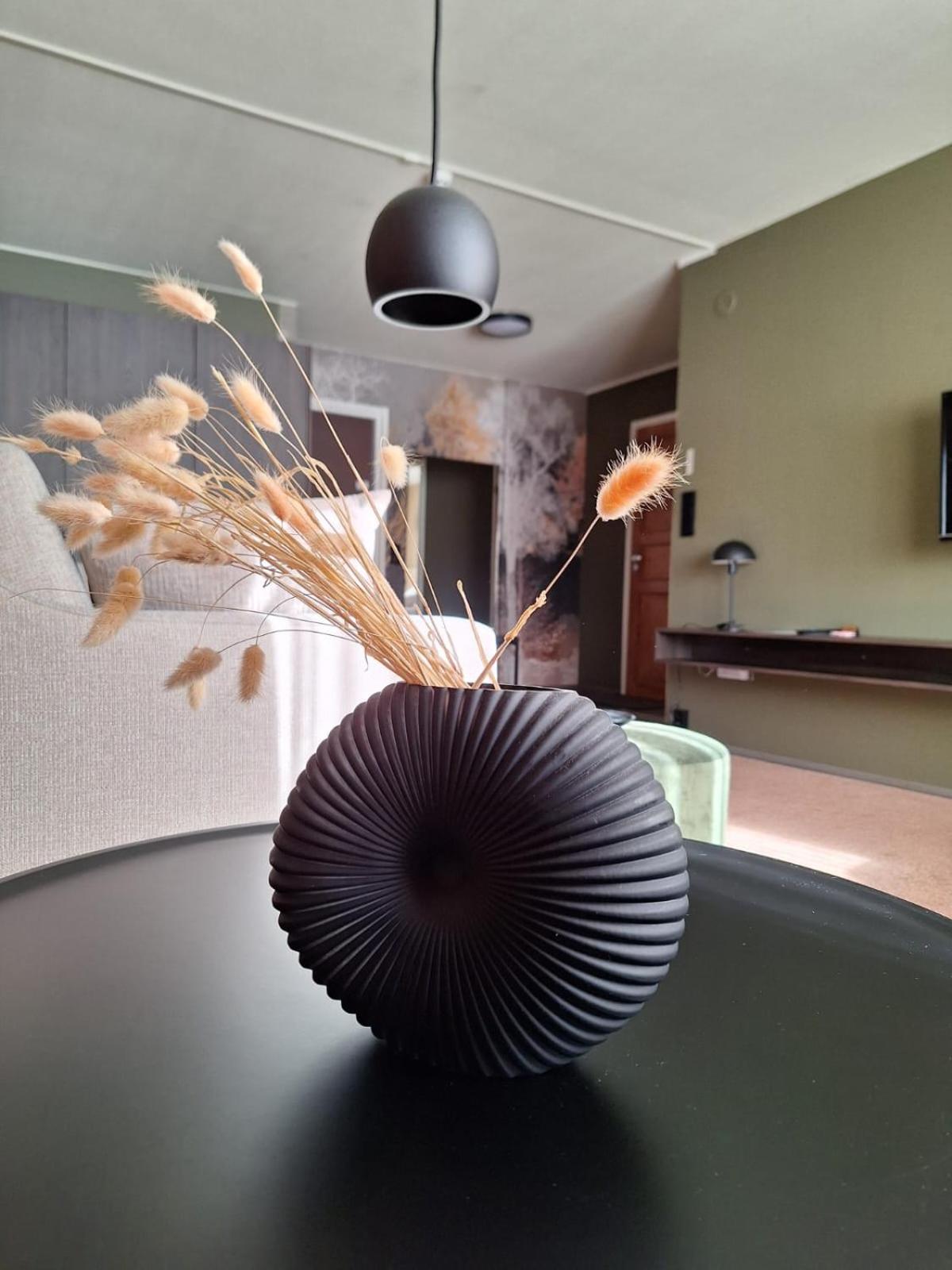 Hotel Kaeenpesae Ylivieska Kültér fotó